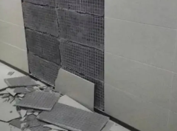 宁陵瓷砖空鼓维修公司分享下宁陵墙砖松动维修的知识
